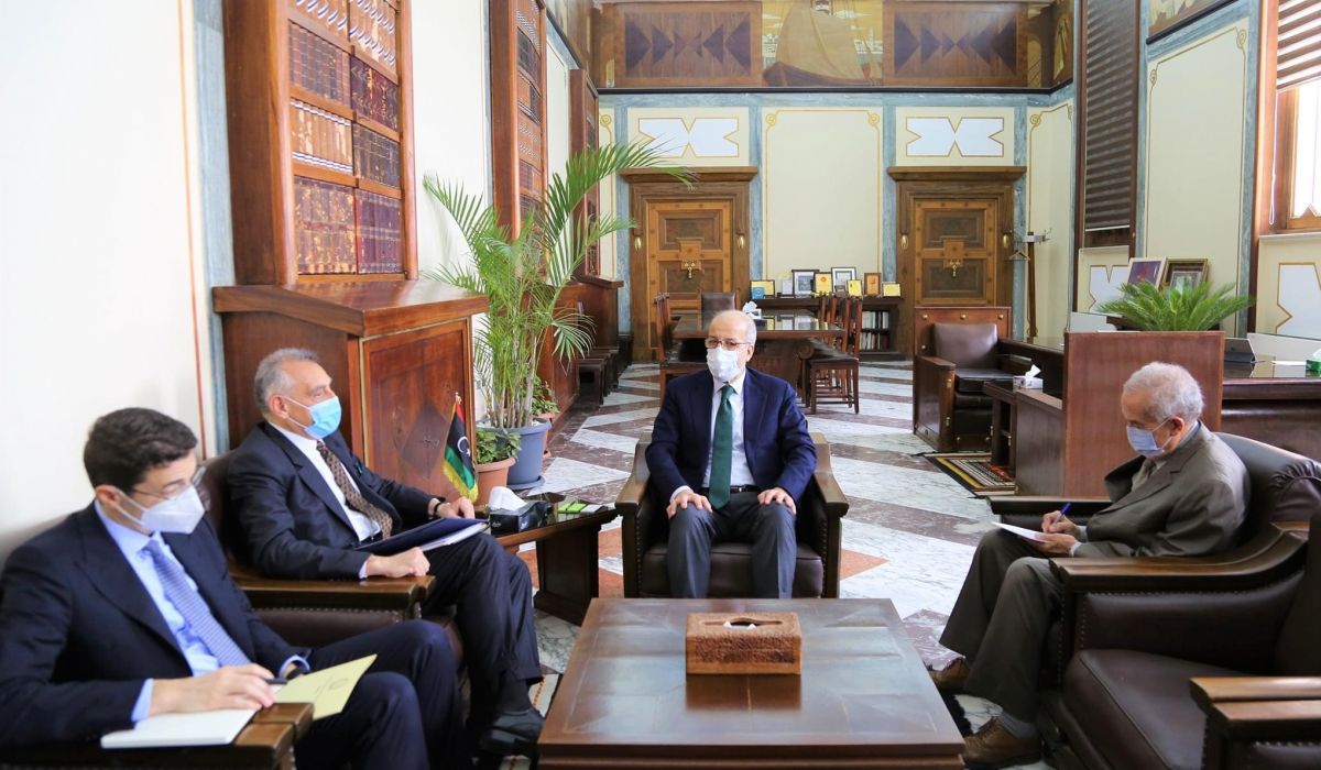 السفير الإيطالي يلتقي محافظ مصرف ليبيا المركزي بطرابلس