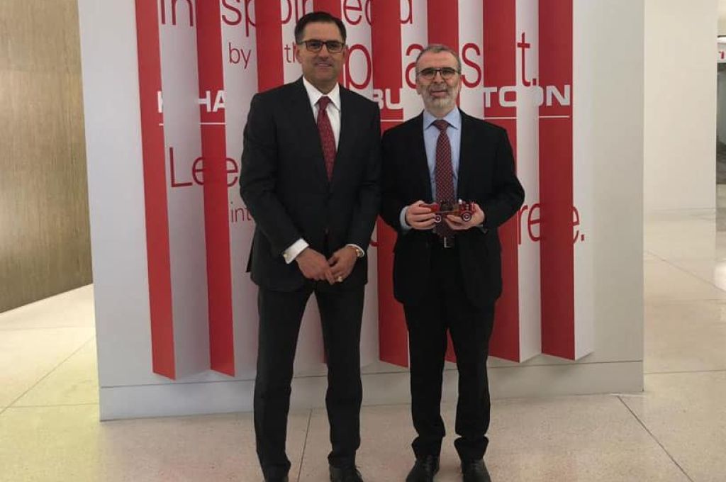 مكتب دولي للمؤسسة الوطنية للنفط لتطوير قطاع النفط والغاز في ليبيا