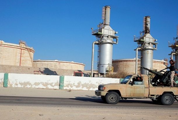 أوبك: توقعات بارتفاع المعروض من النفط خارج المنظمة عام 2020 بمقدار 2.4 مليون برميل يومياً