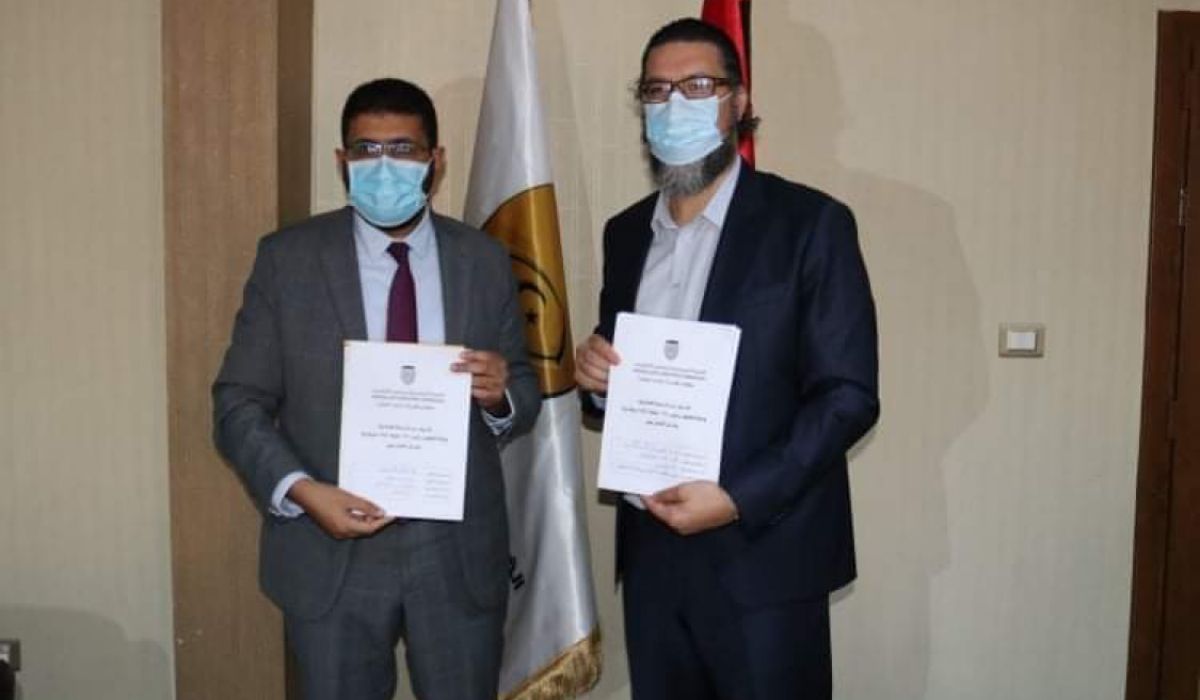 "الشيخ" و بومطاري يستكملان تعبئة اقرار الذمة المالية