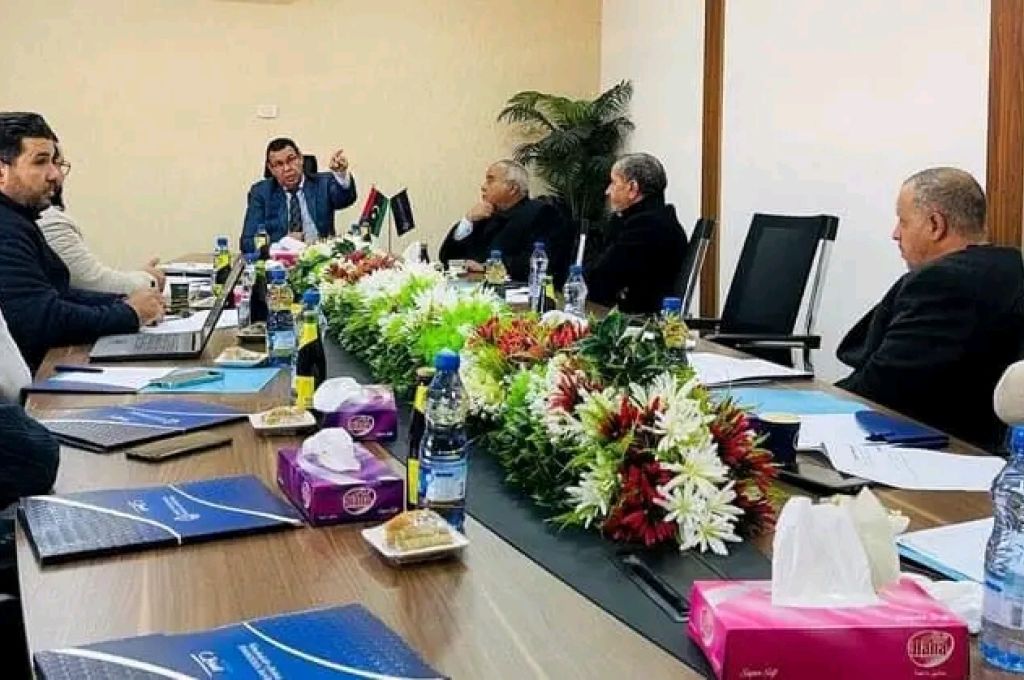خاص..مصدر بالمجلس الوطني للحريات العامة وحقوق الانسان: الموظفين المشمولين بقرار الافراجات 920 موظف