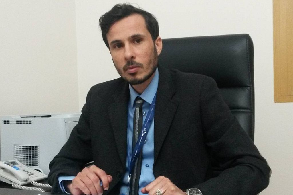 وكيل وزارة المواصلات يطالب المجلس الرئاسي بتوفير مخصصات مالية لصيانة الطرق