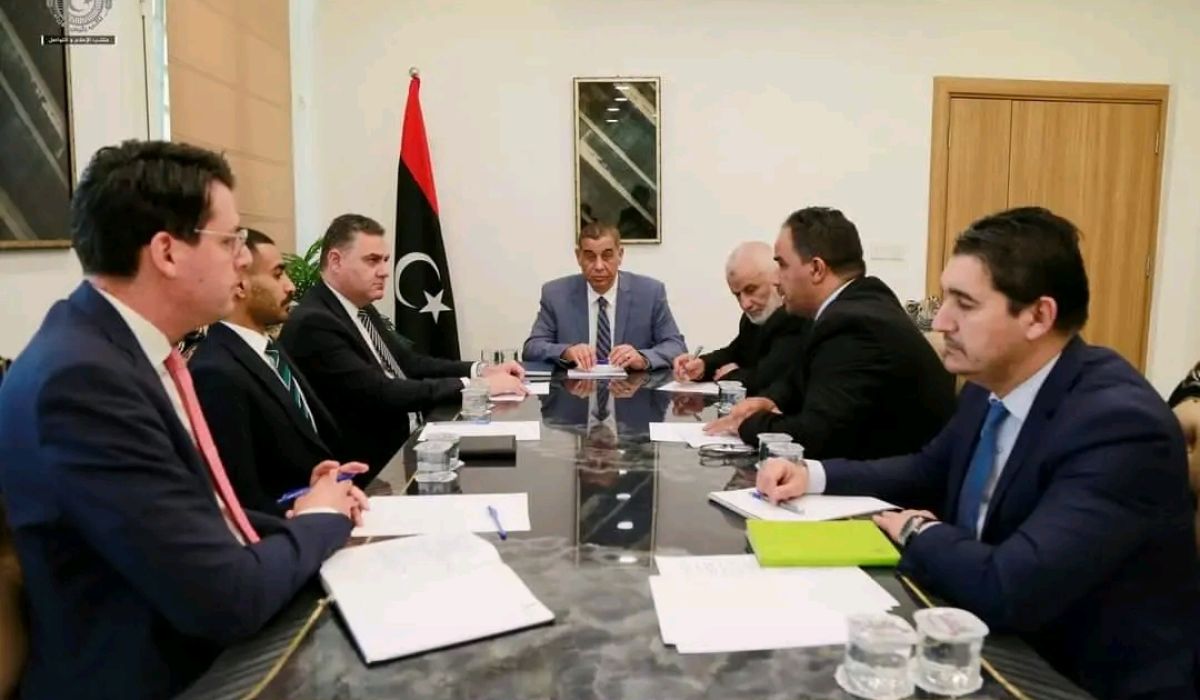 خلال اجتماعه مع "القطراني " .. القائم بأعمال سفارة اليونان يؤكد إستعداد بلاده للبدء في إصدار تأشيرات الدخول المحلية والأوروبية