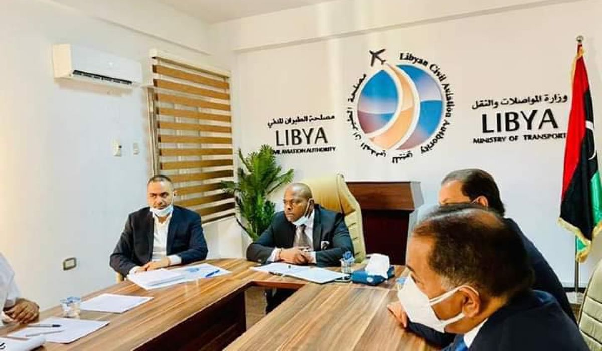 مصلحة الطيران المدني تناقش آليات وسبل رفع الحظر عن المطارات الليبية