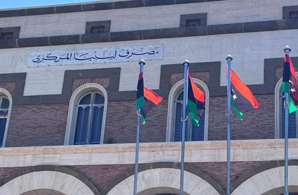 "أفريكا كونفيدنشال" تكشف عن ما تعرض له منسلي مدير مكتب لارمو لإسترداد الأموال الليبية لإجباره على تسليم وثائق تخص الأموال المجمدة