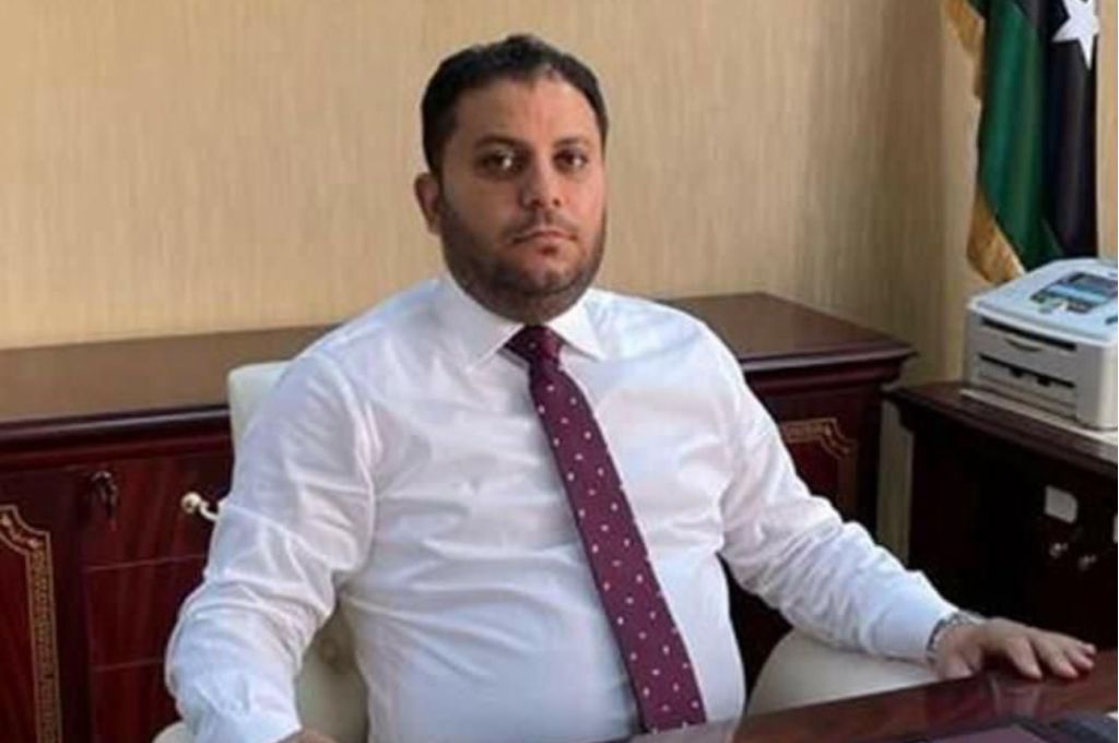 خاص.. "عقيلة صالح" يُجدد مطالبته للكبير بتنفيذ قرار فرض ضريبة على سعر الصرف الرسمي 