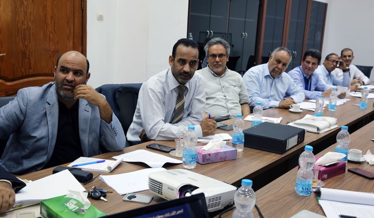 اجتماعات مستمرة لحل مشاكل انقطاع المياه والكهرباء وإيجاد بدائل لها
