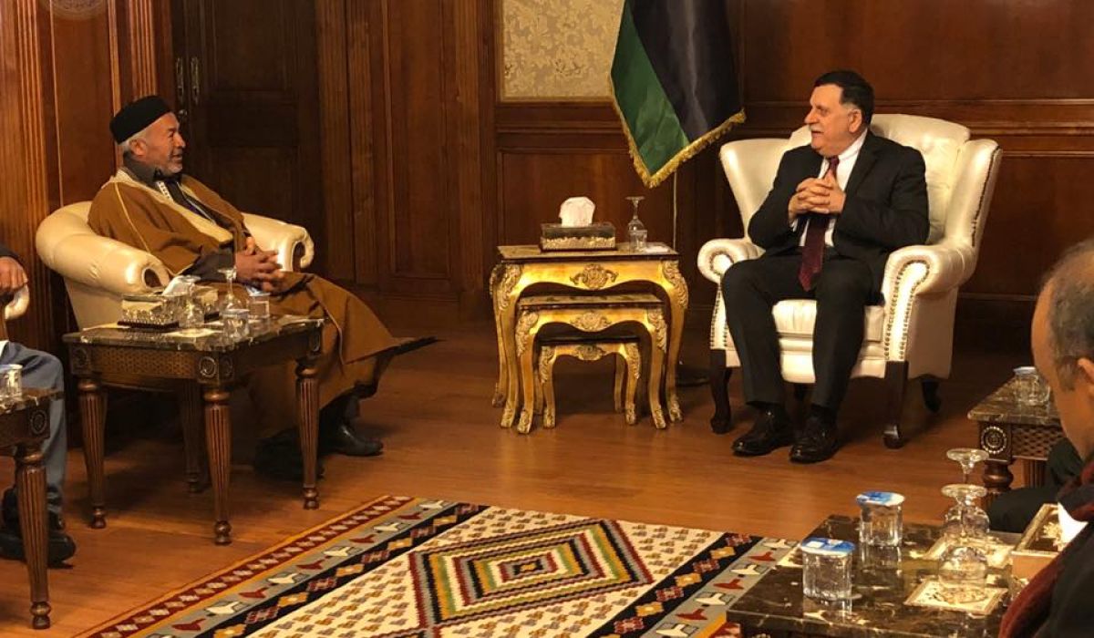 السراج يجتمع مع وفد من مدينة العجيلات والصعوبات التي تواجه المدينة محور الاجتماع