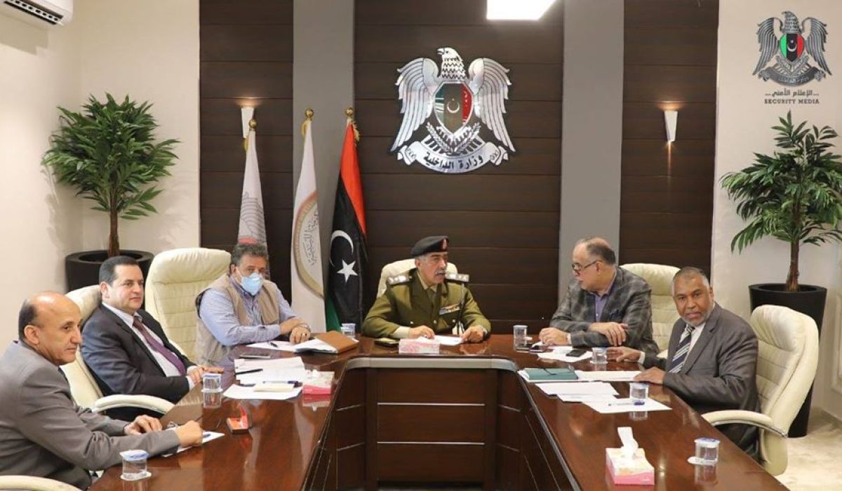 لجنة مكافحة كورونا بالمنطقة الشرقية تناقش المخزون الغذائي وخطوات مواجهة الوباء