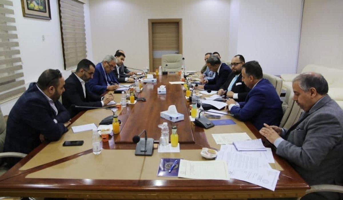 متابعة تنفيذ الميزانية الاستثنائية لمؤسسة النفط