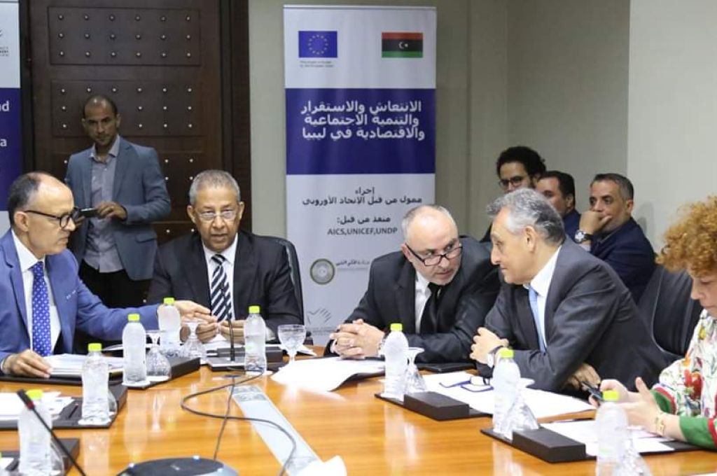 إدارة مصرف الوحدة بالمنطقة الشرقية تنفي مواجهتها لأزمة سيولة