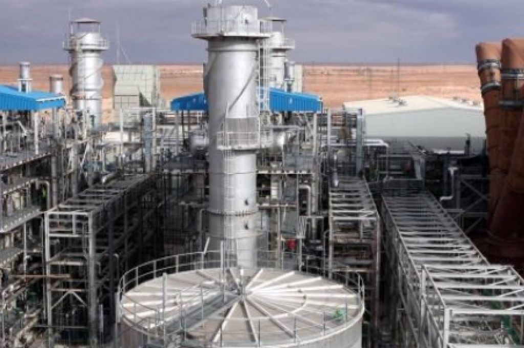 انطلاق مهرجان السلام الوطني السنوي الأول للبرتقال ببلدية العزيزية