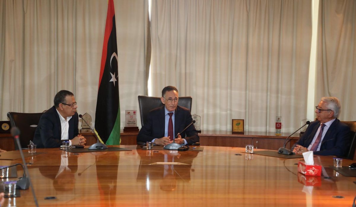 الحويج يبحث تعزيز دور الغرف التجارية في دعم الأنشطة الاقتصادية والصناعية بين تونس وليبيا