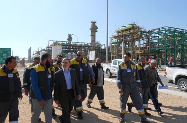 عاجل سعر صرف الدولار في العاصمة طرابلس يصل الى 9 دينار ليبي