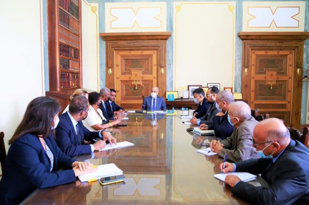الجوف للتقنية النفطية تناقش نشاط الشركة لعرضه على المؤسسة الوطنية للنفط