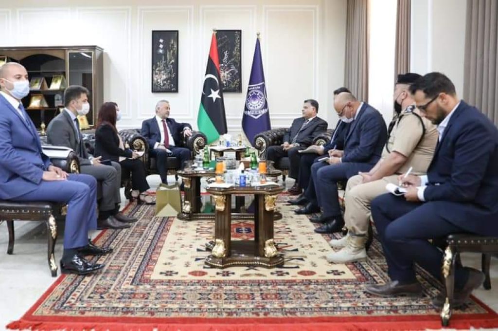وكيل وزارة الخارجية يتفقد إدارة المغتربين ..ويقف على أحوالهم