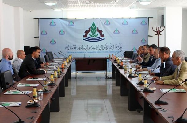 وصول كميات من السلع التموينية المستهدف توزيعها على الجمعيات الاستهلاكية بالمنطقة الشرقية