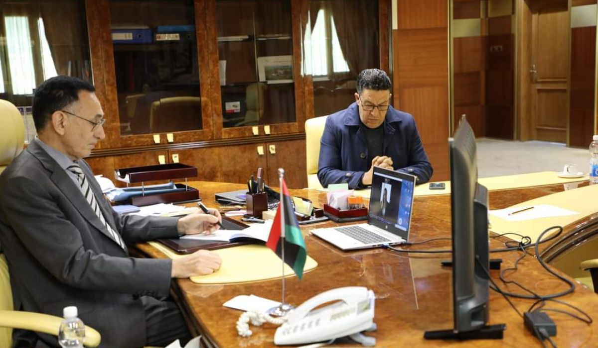 "الحويج" يبحث مع المدير التنفيذي بالجمعية الأمريكية الليبية للأعمال سُبل دعم وتطوير الغرف التجارية