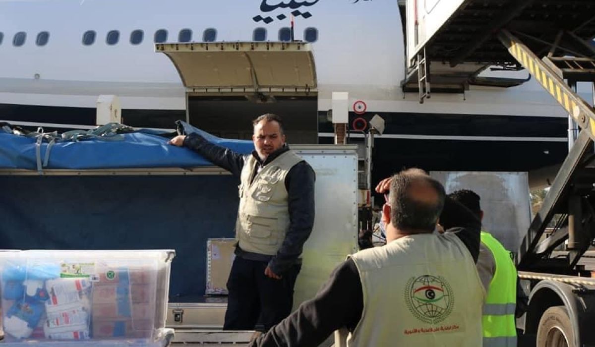 مركز الرقابة على الأغذية والأدوية يقوم بالكشف على السلع المرافقة لبعثة نادي الاتحاد خارج البلاد