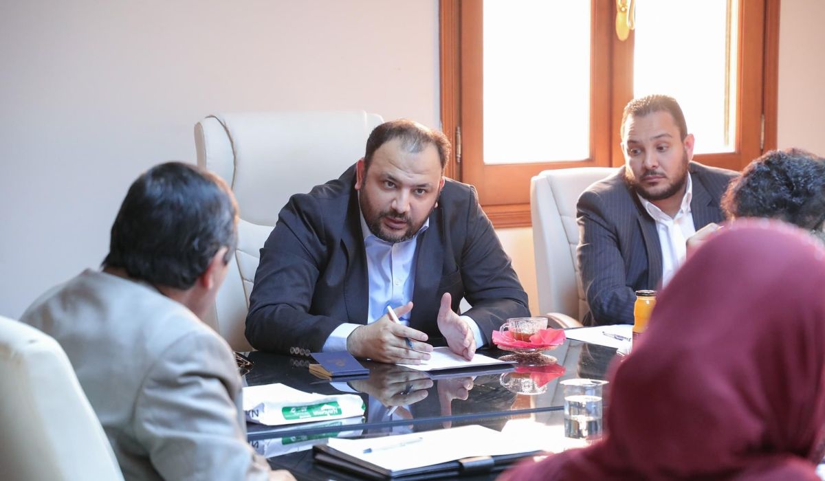 الزني يناقش آليات وضوابط منحة الزواج في مرحلتها الثانية