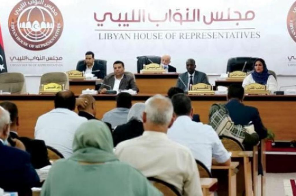 وفد حكومي يبحث تسهيل الحركة بمعبر رأس جدير