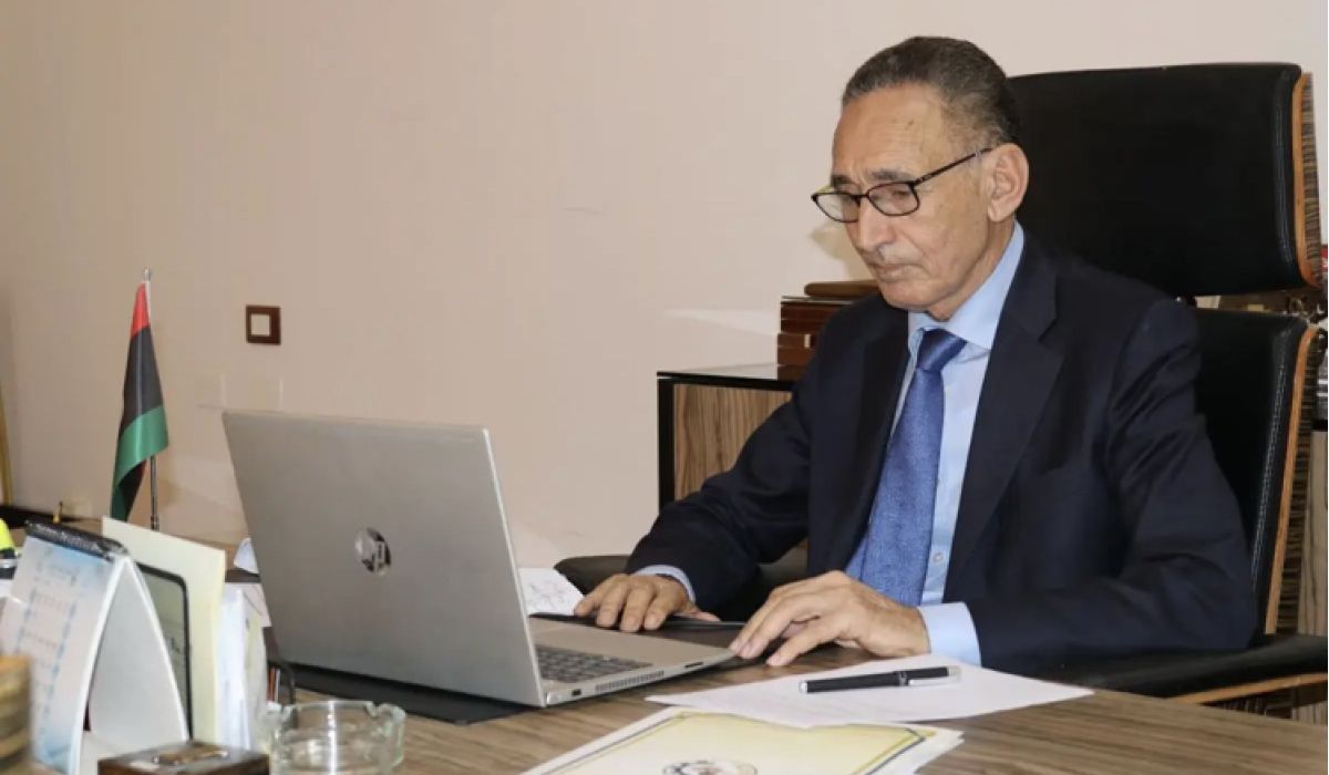 خاص : مصادر بوزارة الاقتصاد تنفي لصدى أخبار استقالة الحويج من منصبه