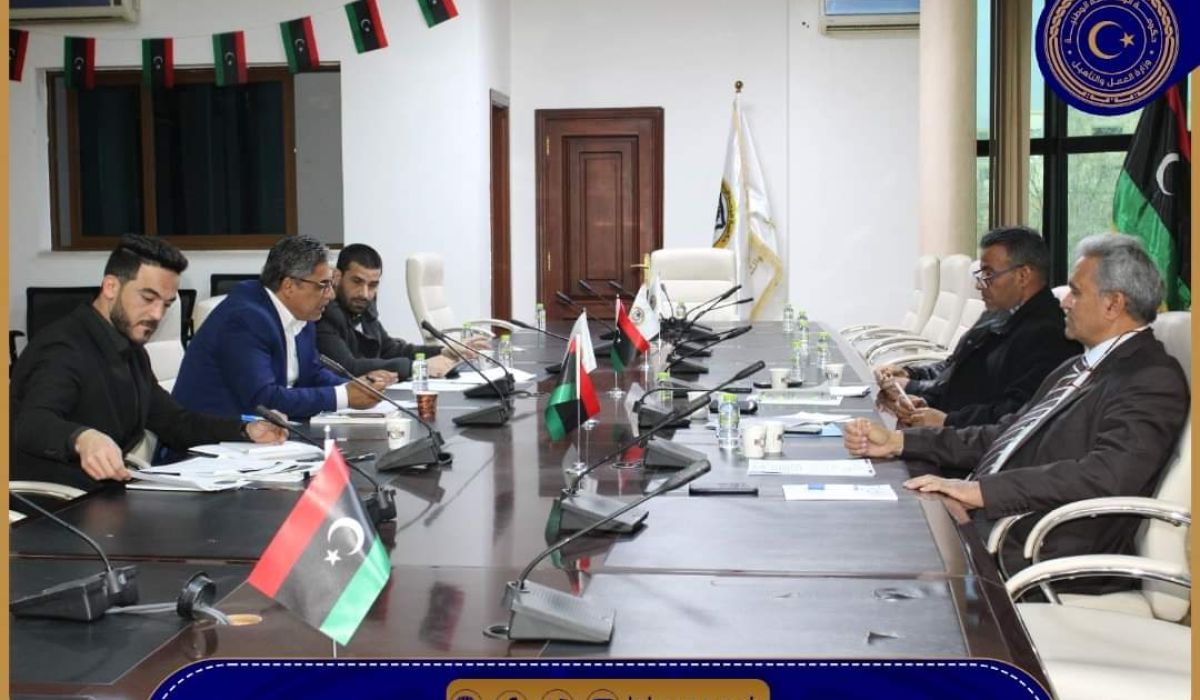 لجنة الإستخدام بوزارة العمل والتأهيل تناقش آلية قبول طلبات إستجلاب العمالة
