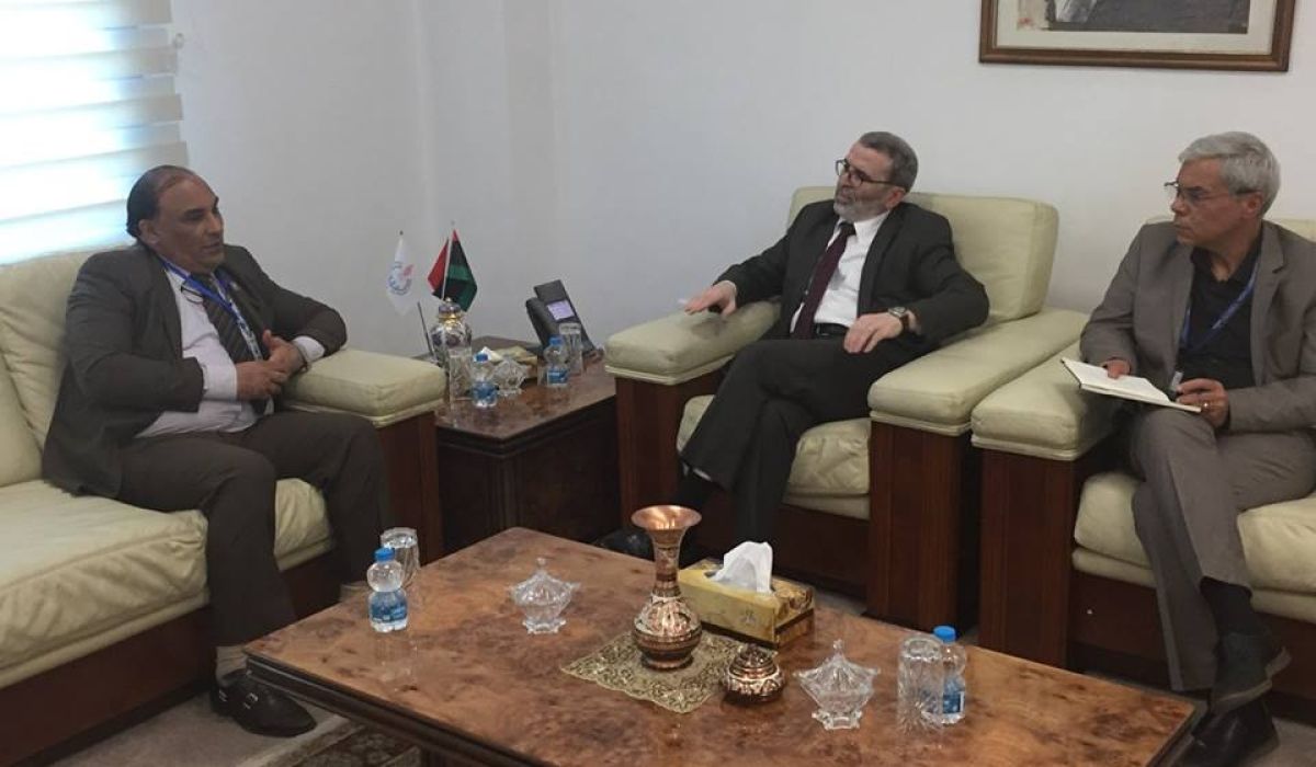 المؤسسة الوطنية للنفط تسعى لاستحداث بعض المشاريع التنموية بسرت