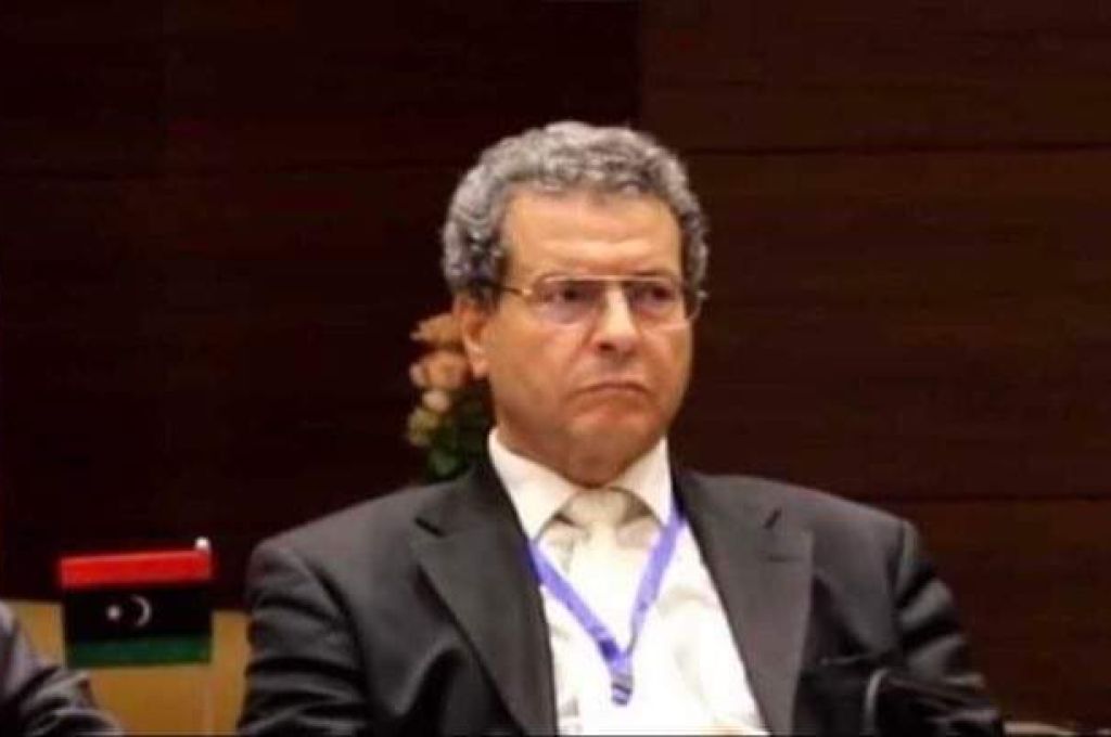 حول حقيقة تمويل شركات الاتصالات للحروب، وسرقة حساباتها رئيس القابضة للاتصالات يوضّح..