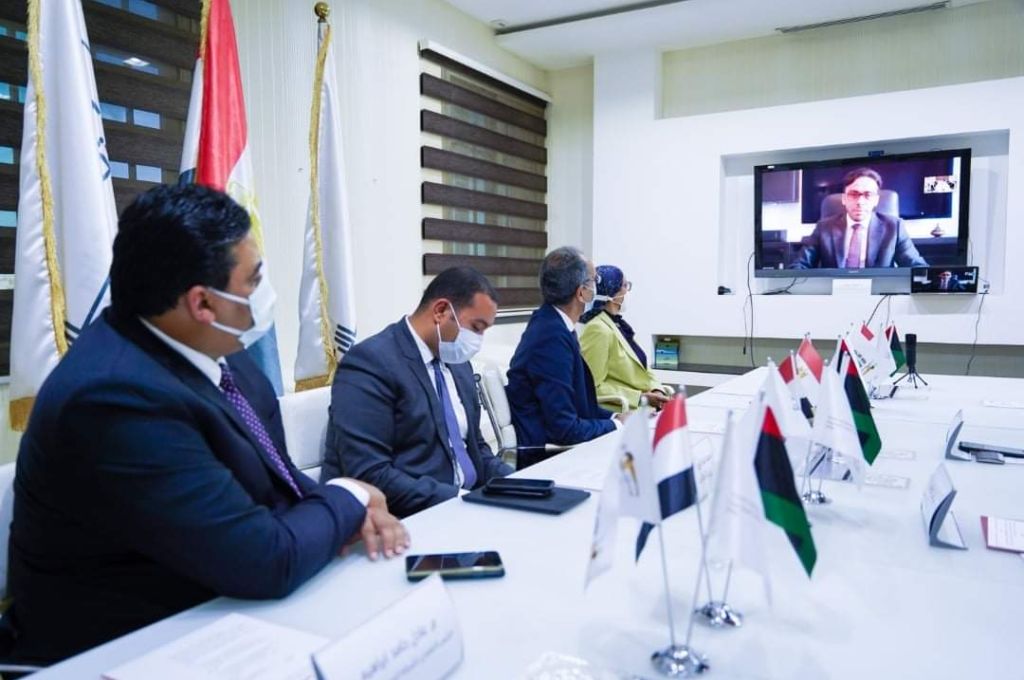 الدبيبة يقوم رفقة عدد من وزراء الحكومة بزيارة المناطق المتضررة جراء الحرب جنوب العاصمة