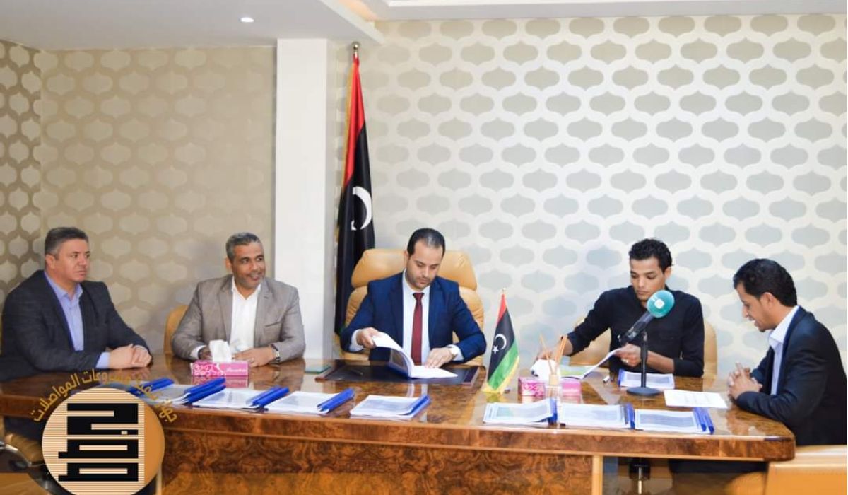 توقيع عقود تنفيذ وصيانة طرق للمنطقة الجنوبية من قبل جهاز تنفيذ مشروعات المواصلات