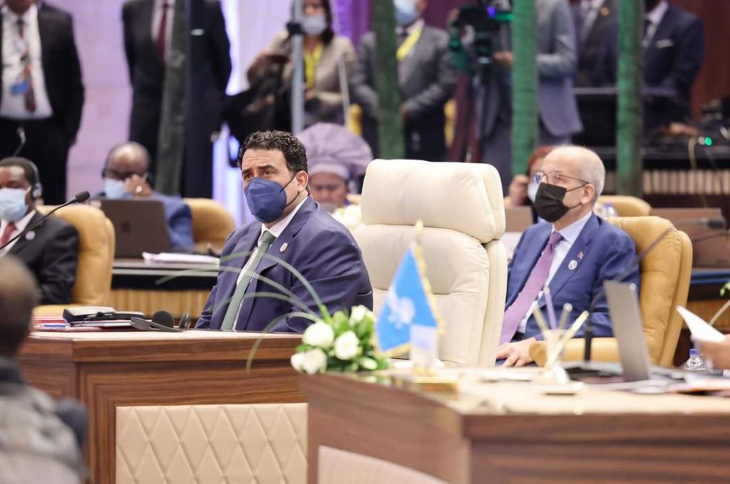 حسني بي: الإنتخابات ستعطي دفعة اقتصادية وسترفع من سعر صرف الدينار الليبي مقابل الدولار وستساهم في توحيد المركزيين