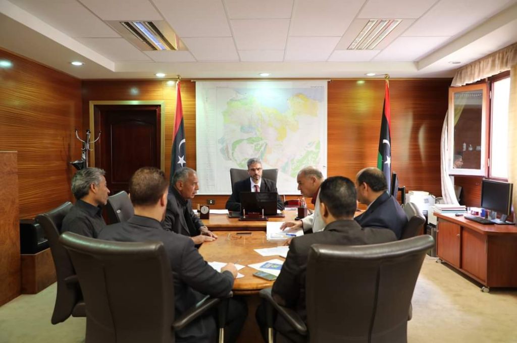 لجنة الأمن الغذائي تعتمد آلية توزيع الدقيق على المخابز بكافة المناطق خلال اجتماعها الثاني