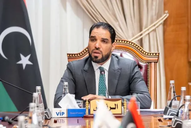 الصور : رئيس هيئة الرقابة الادارية على ذمة التحقيق وتم أعتقاله بأمر من المحكمة العليا