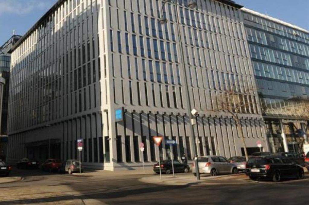 اجتماع بالمصرف المركزي لوضع الإطار العملي لإجراءات الإصلاح الاقتصادي