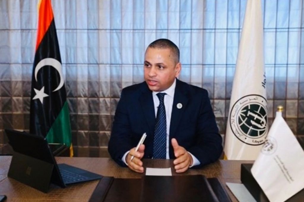 بخصوص تضمين قوانين زيادة المرتبات وعدة مواضيع ..النواب يستدعون الحكومة بعد تعليق جلسة اليوم
