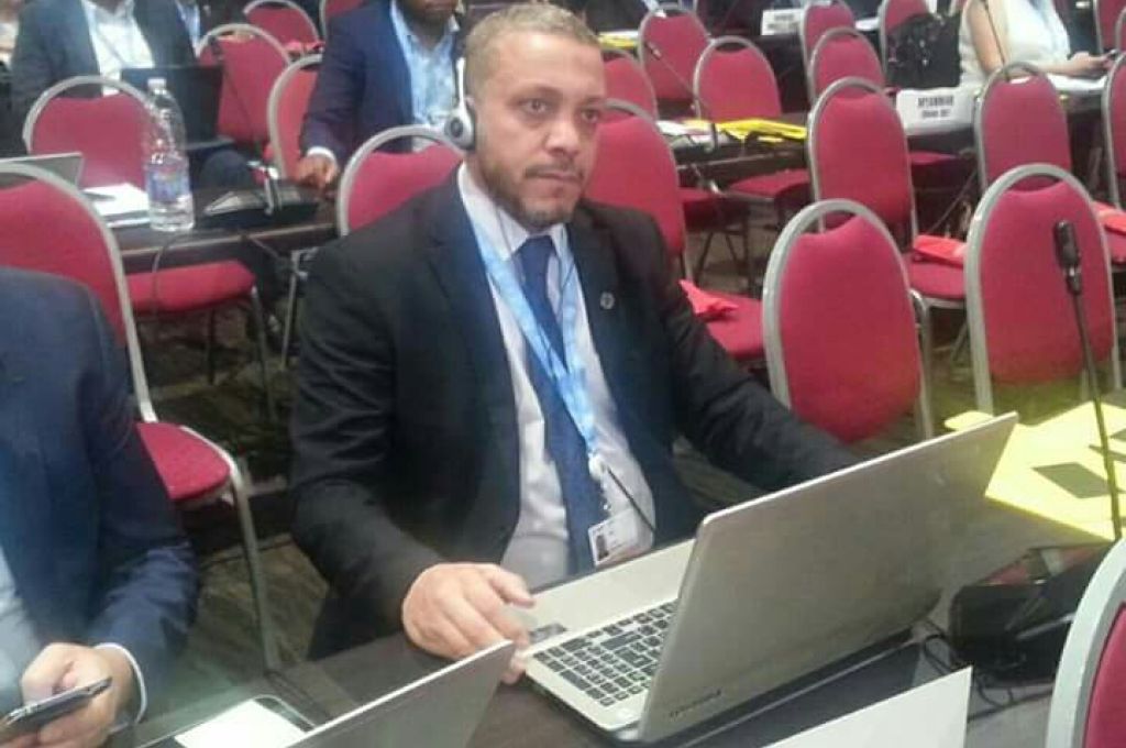 مستخدمو مجمع مليته الصناعي يطالبون بحقوقهم