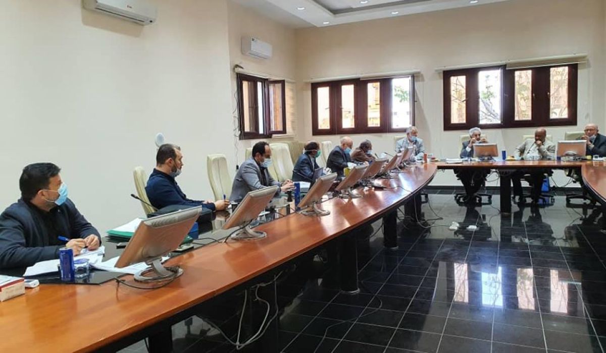 لجنة متابعة جائحة كورونا بـ"الأعلى للدولة" تطالب بتسهيل استيراد المعدات الطبية وصرف مرتبات الأطباء الجدد