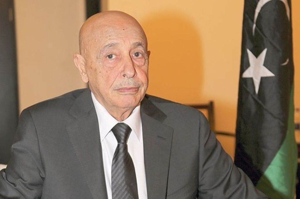 غرفة التجارة والصناعة سبها تبحث إعادة فتح الحدود مع الجزائر لتوريد السلع الغذائية