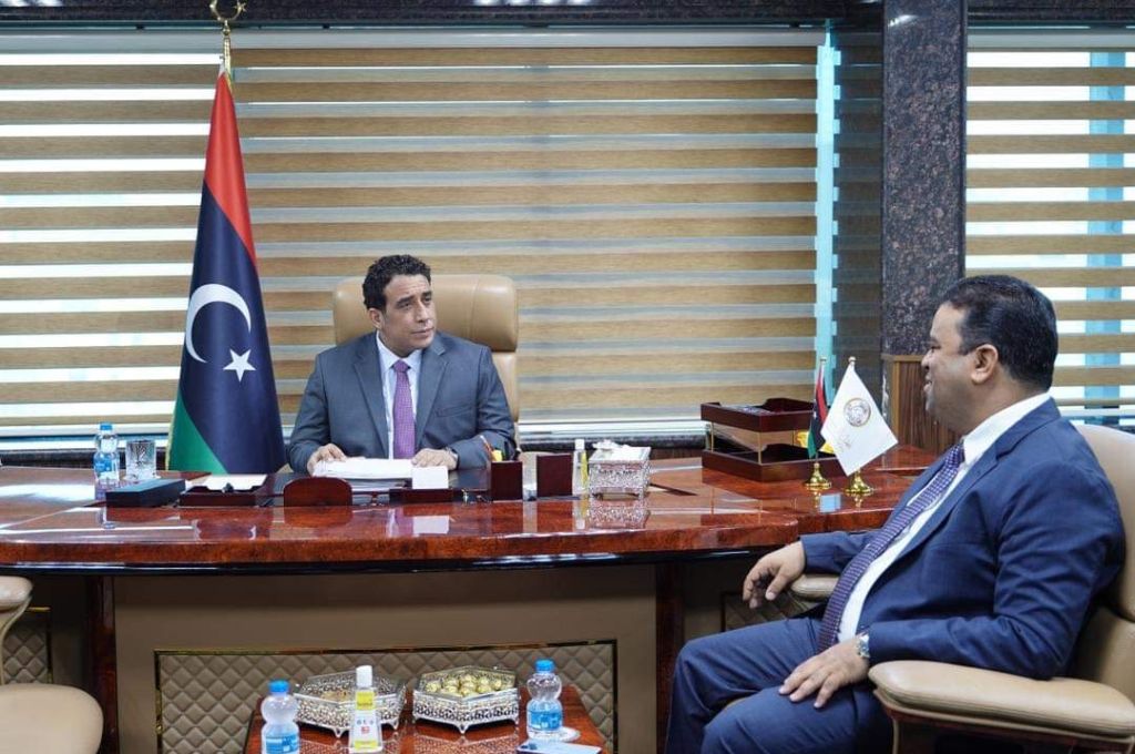 المالية: المركزي يشرع في تنفيذ أذونات الصرف الخاصة بمنح الطلبة الدارسين بالخارج