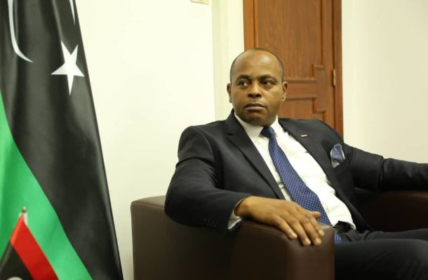 خاص.. "المركزي" يُطالب المدراء العامون بالمصارف التجارية بزيادة سقف السحوبات.. وهذه كافة التفاصيل الهامة