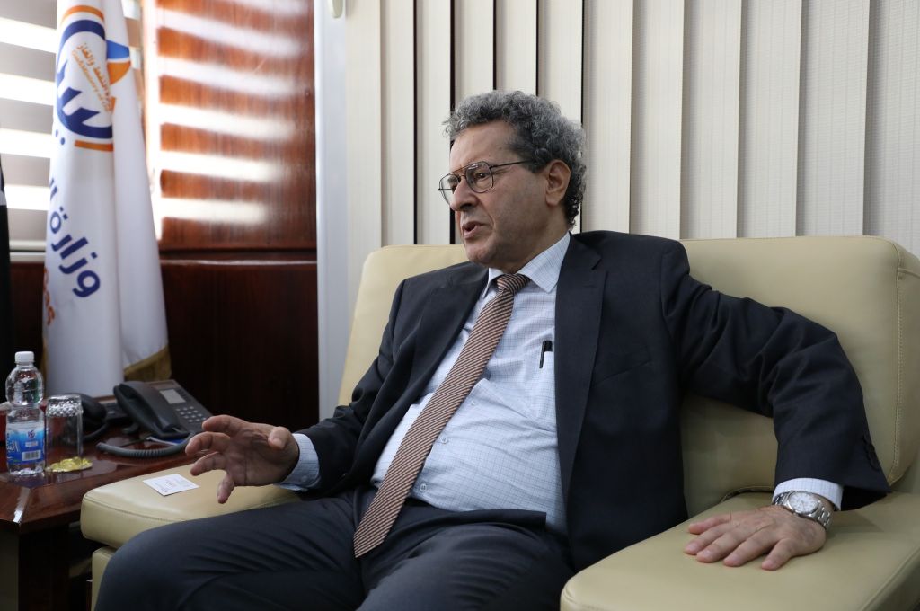 حبارات يكتب: توضيح مهم جداً حول إنخفاض أسعار النفط