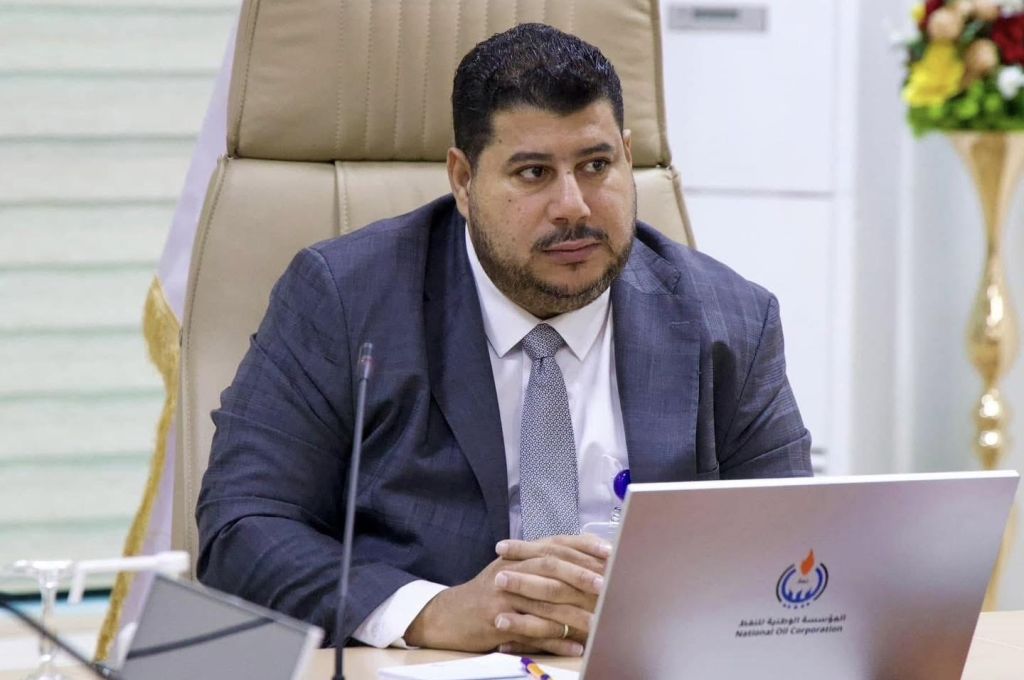 خاص.. "شكشك" يطالب بالتحفط على حسابات شركة البحر الأبيض المتوسط وحصر أعمالها وأصولها وعقودها