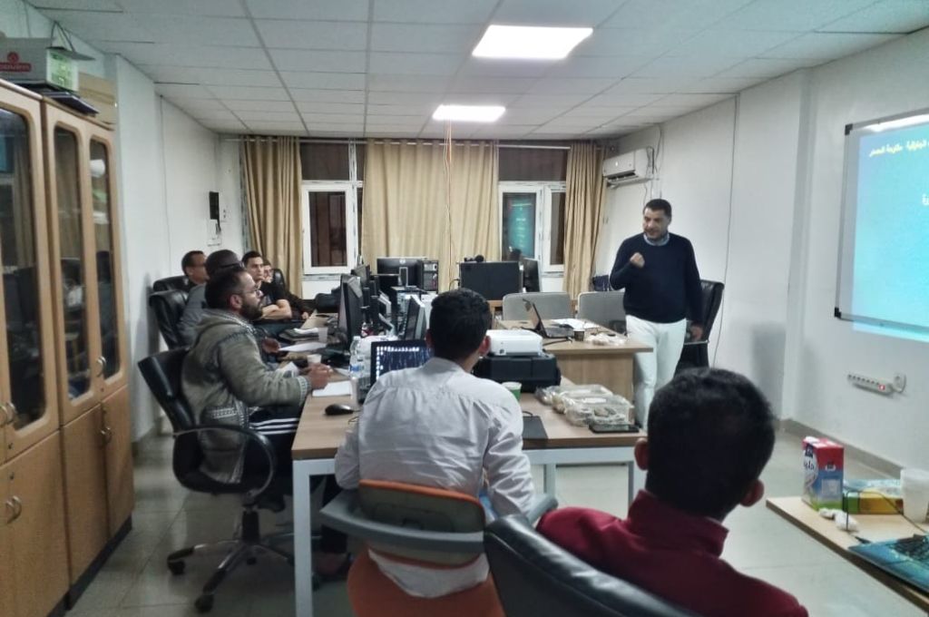 خاص.. فريق السيولة بالمركزي يكشف تسليم اصدار غريان 10 مليون لفروع التجاري بالجبل الغربي