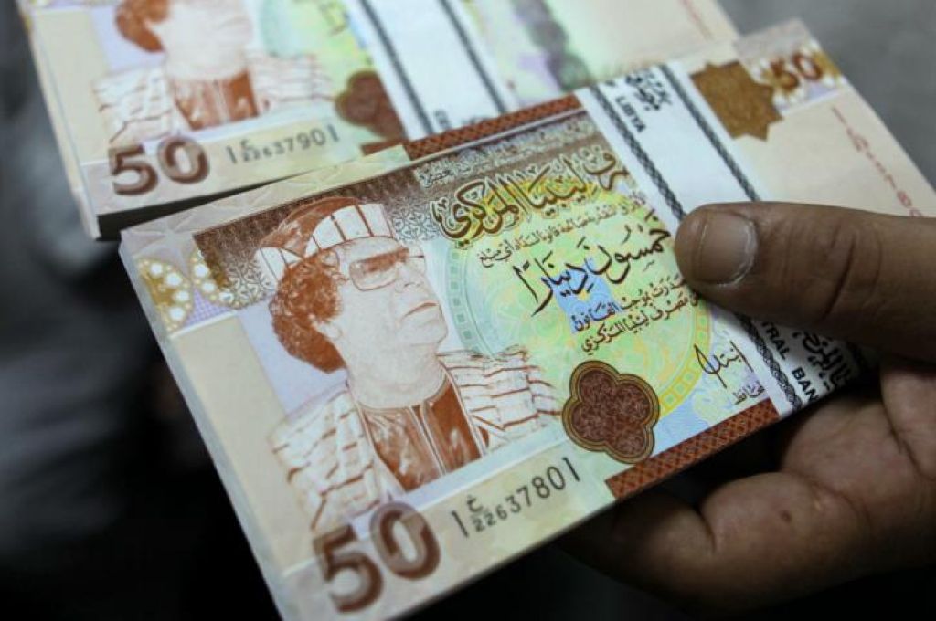 في استمرار لفضائح الاعتمادات .. ديوان المحاسبة يكشف بالأسماء تورط شخصيات وشركات محلية وأجنبية في تهريب العملة الصعبة