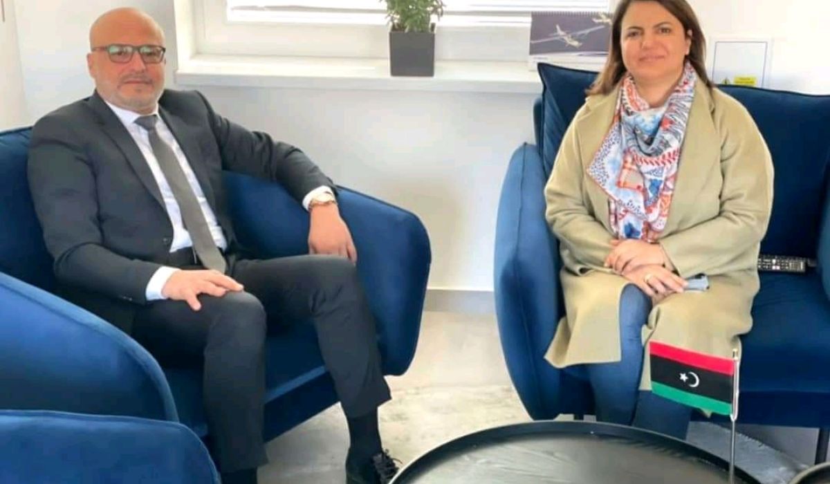"المنقوش" تتابع ترحيل الجالية الليبية من أوكرانيا عن طريق السفارة الليبية بسلوفاكيا