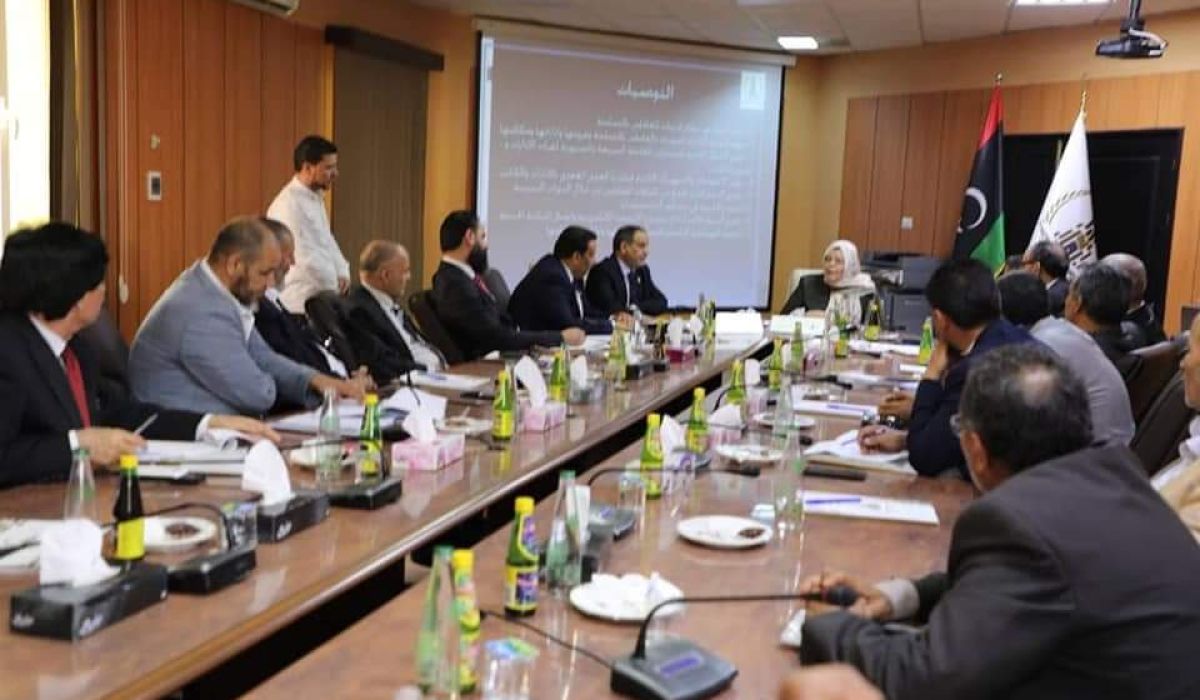 وزيرة العدل تبحث وضع الأرشفة الإلكترونية التي تعتمد عليها مصلحة التسجيل العقاري