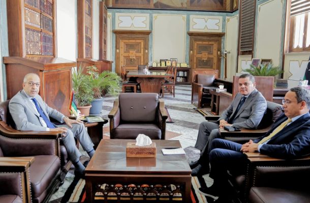 "الزناتي" يؤكد حرص وزارته على دعم الخدمات الطبية بالمنطقة الجنوبية