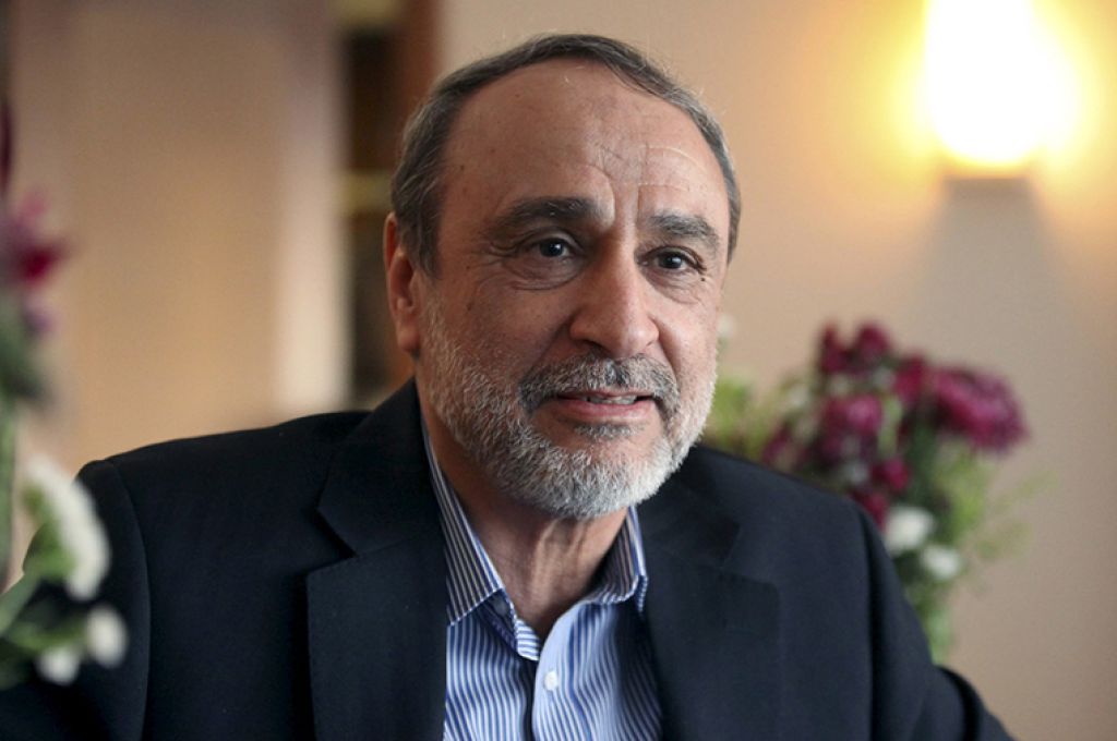 الإفراج عن محمد بن يوسف