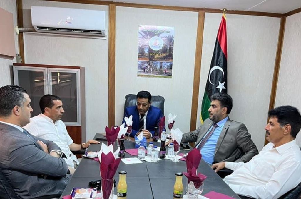 العمل والتأهيل تشارك في ورشة لتقييم مشروع تعزيز فرص التوظيف في ليبيا